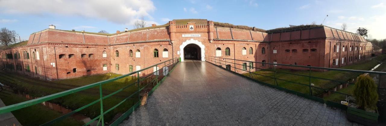 Twierdza Torun - Fort IV Exterior photo